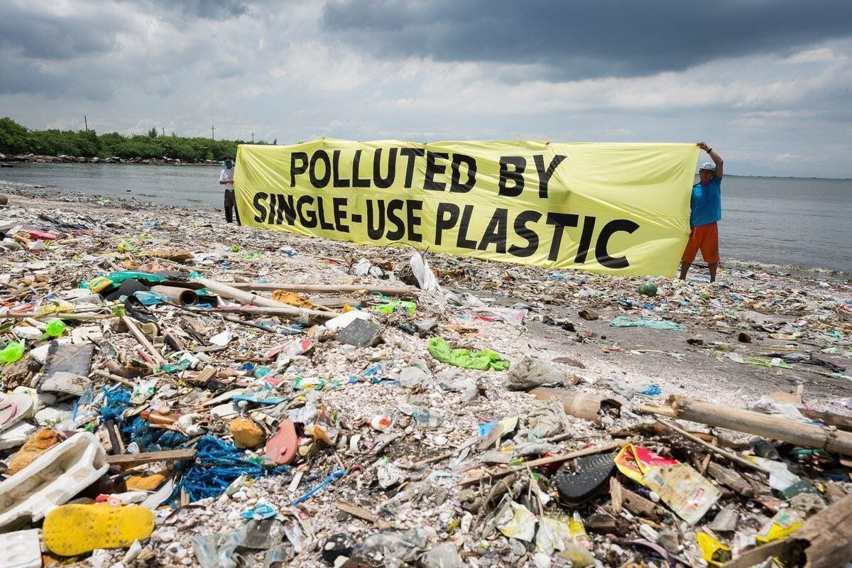 Greenpeace single-use plastic protest